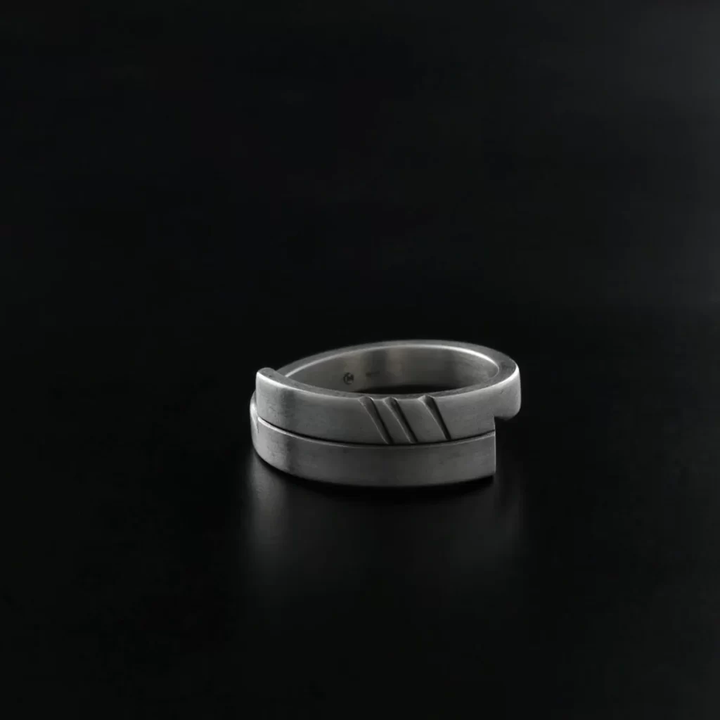 embrace ring view1