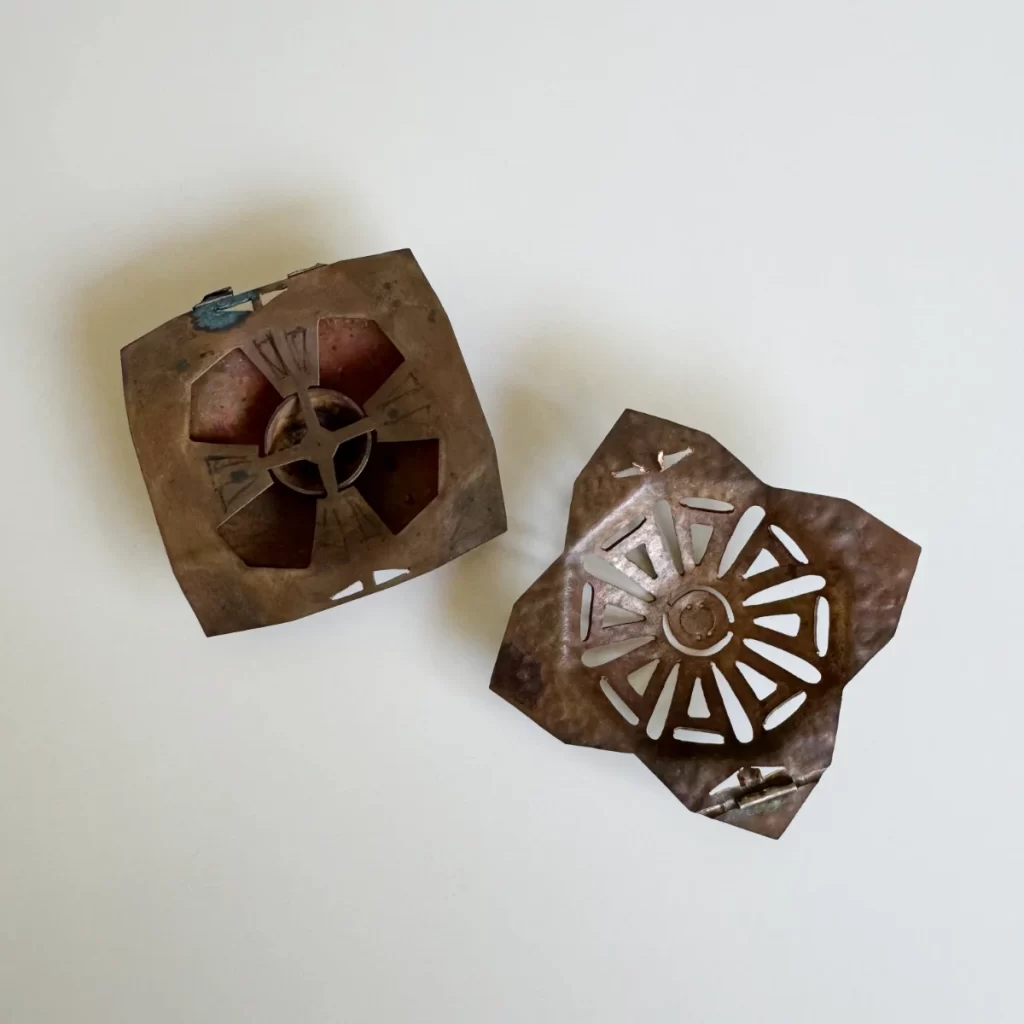 two scents amulet practice sample 1