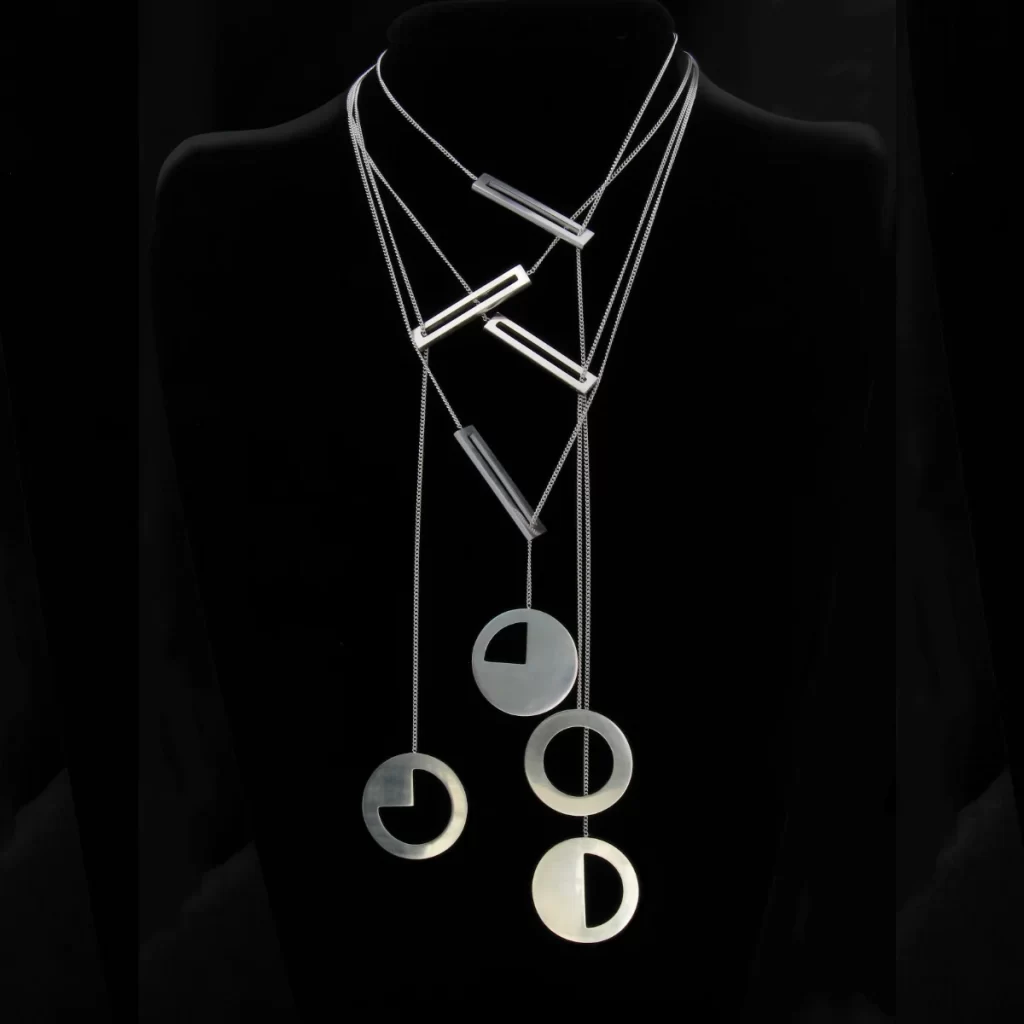 circle series necklaces