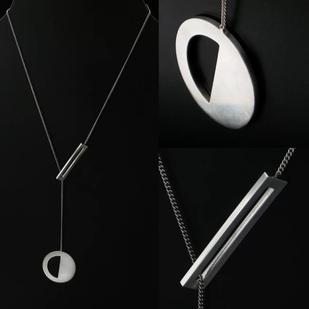 circle series necklace 3 of 4