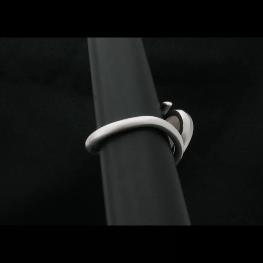 oval silver moon ring backside