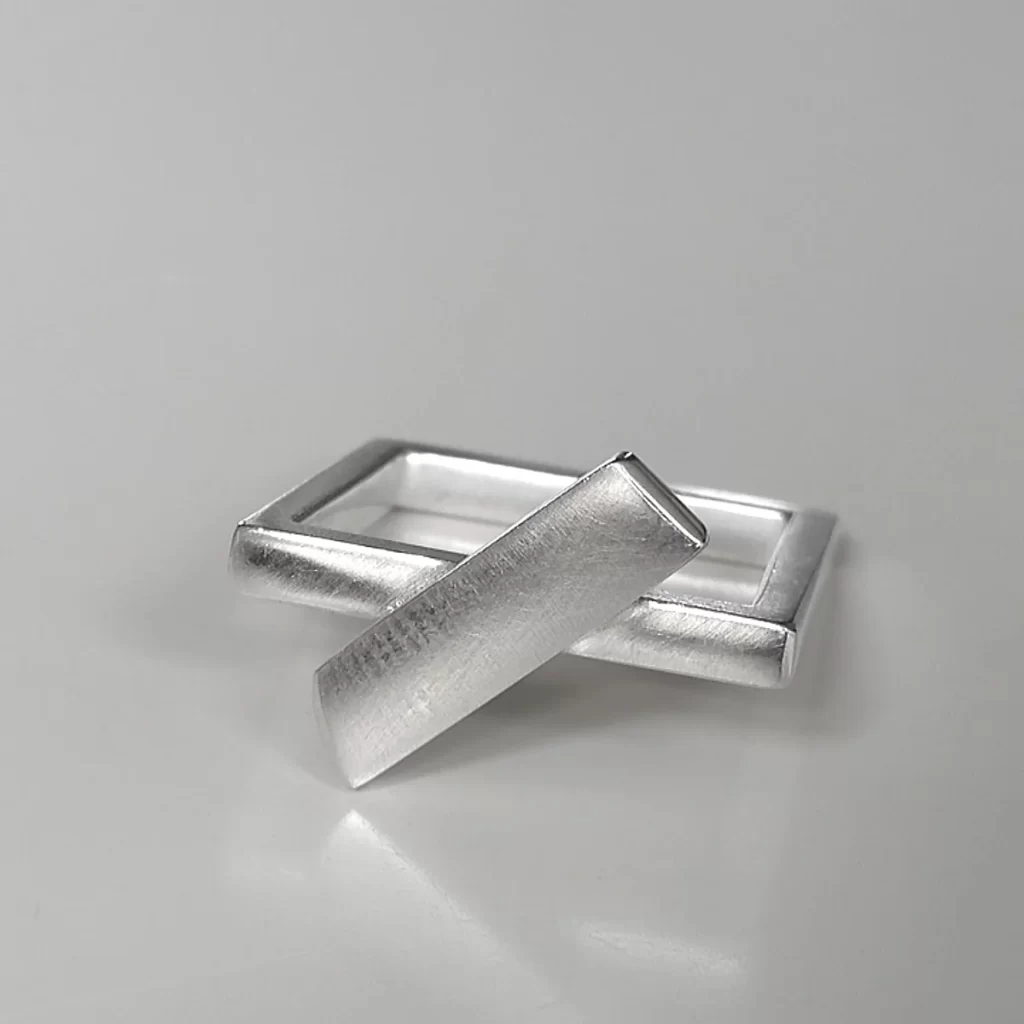 square wear 1 ring