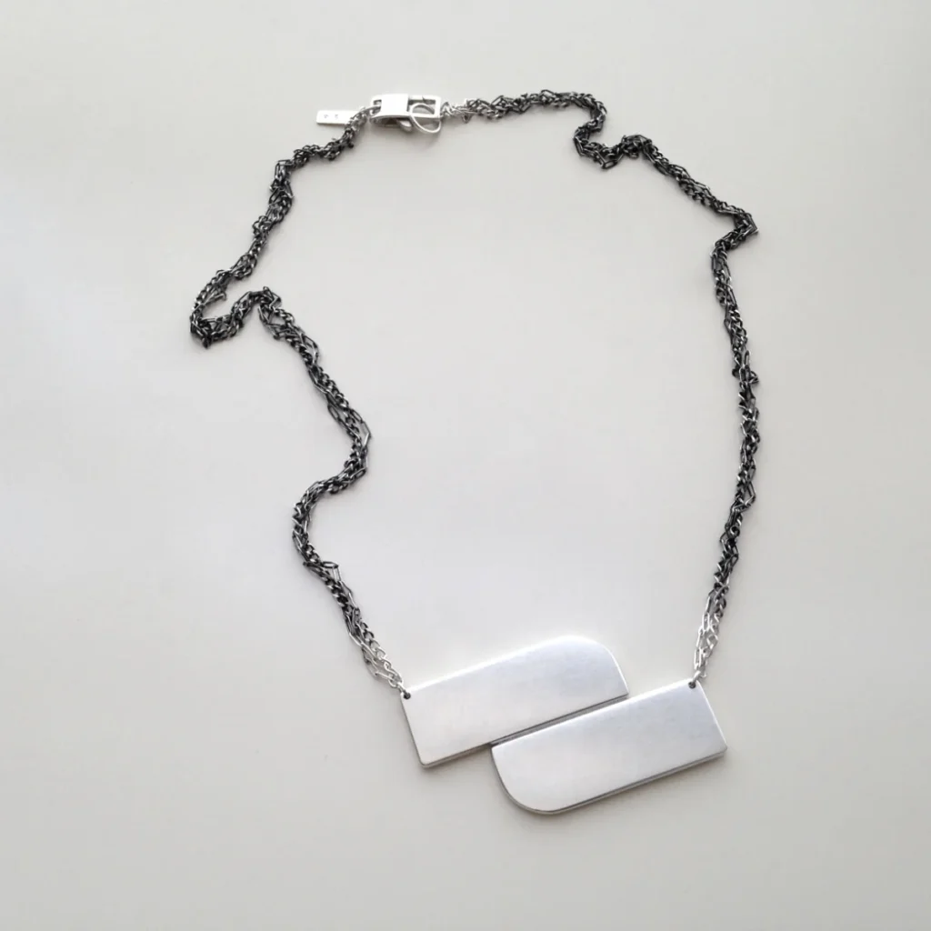 abstract s-shape necklace