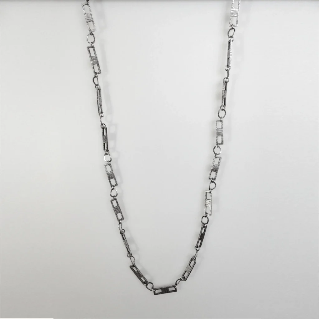 rectangles and oval chain long