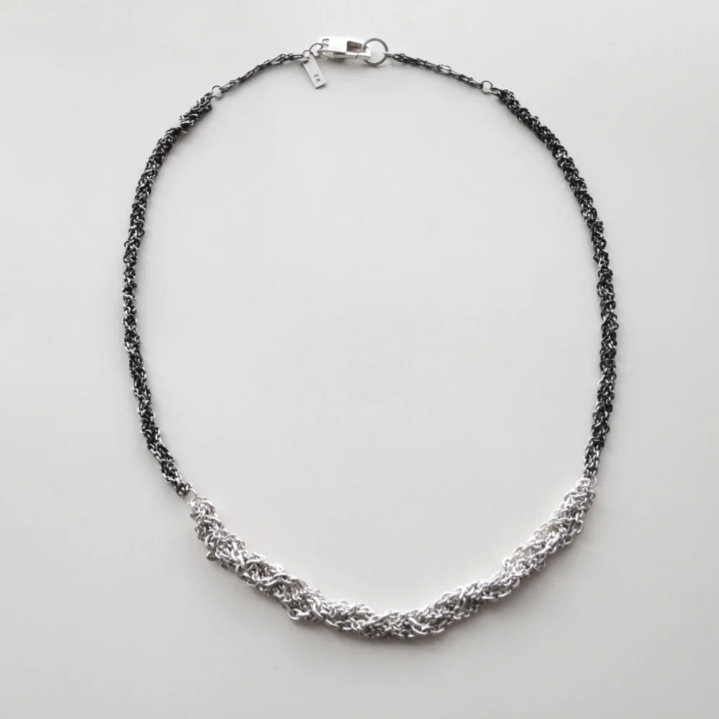 short chain of 3 kinds