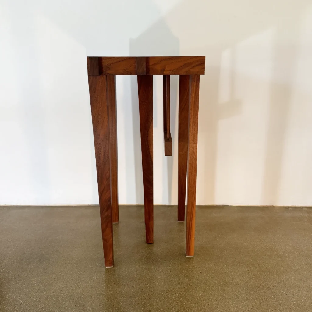 walnut side table 1d