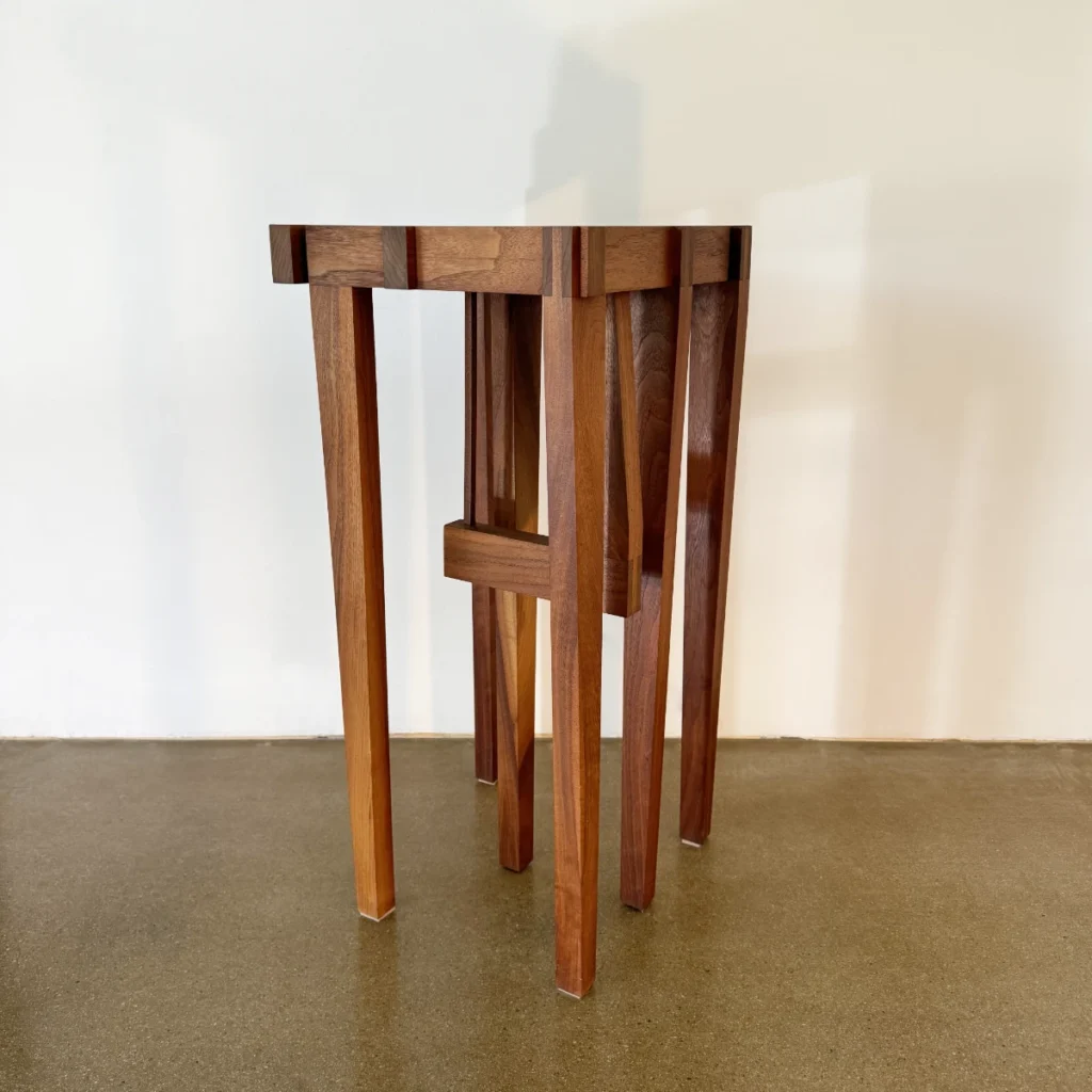 walnut side table 1e